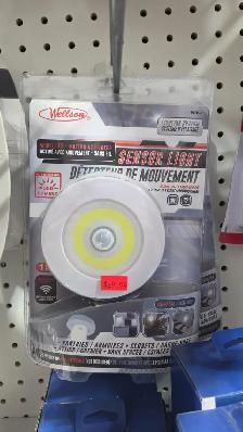 WELLSON WIRELESS MOTION-ACTIVATED SENSOR LIGHT
