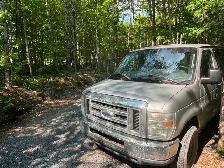 Ford E-350 2010 - Photo 2