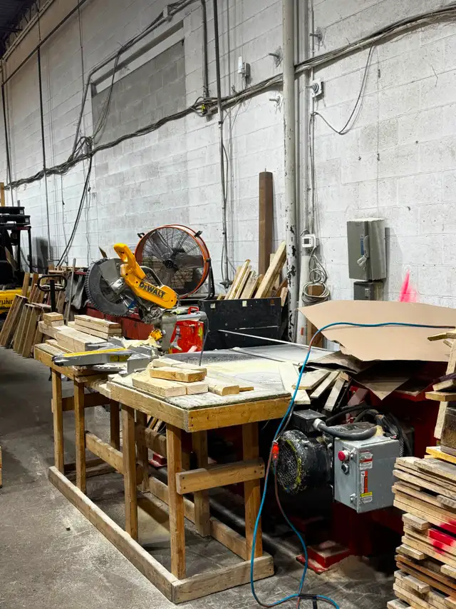 URGENT HIRING FOR MALE CANDIDATES FOR PALLETS BUILDING