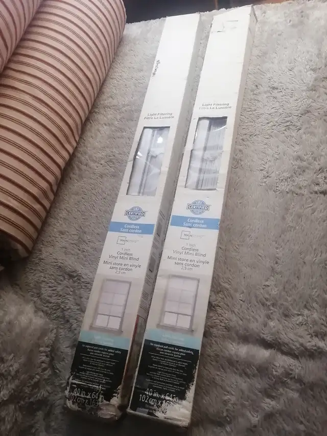 White blinds have two