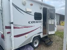 Coyote camper - Photo 3