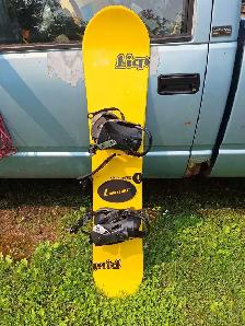 Liquid Snowboard with Lamar Bindings - Photo 3