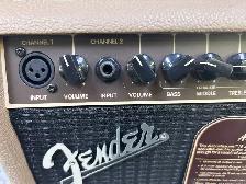 Fender Accoustasonic 15 Guitar Amp - Photo 2