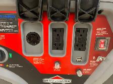 Briggs & Stratton Q6500 5000W / 6500 Watt Inverter Generator - Photo 8