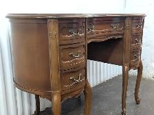 Beautiful Vintage French Vanity Desk - Free delivery - Photo 3