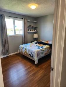 2 Bedroom Duplex Huge Corner Lot - Photo 4