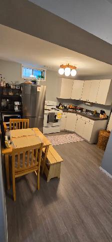 2 Bedroom Duplex Huge Corner Lot - Photo 6