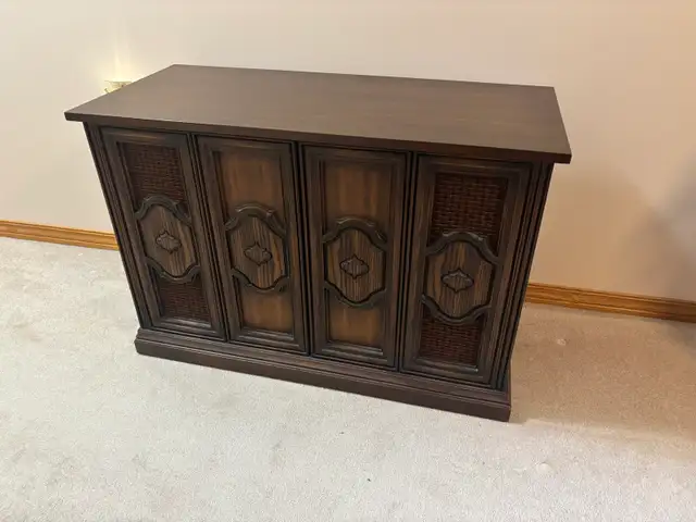 CABINET STEREO 1970’s BSR TURNTABLE