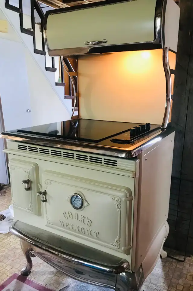 Elmira Cooks Delight Electric Range