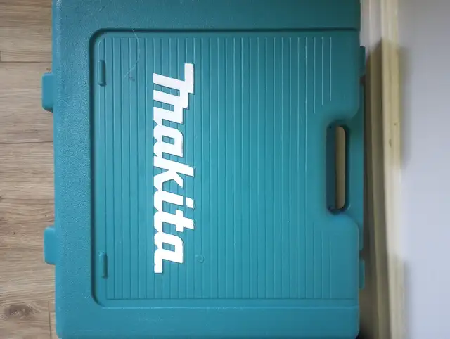 Makita cordless drill