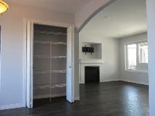 Beautiful Home in Desirable Vanier Woods - Photo 4