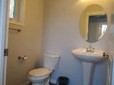 Beautiful Home in Desirable Vanier Woods - Photo 9