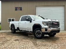 2020 GMC Sierra 3500 SLE 4X4 Crew Cab Long Box - Photo 2
