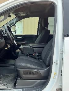 2020 GMC Sierra 3500 SLE 4X4 Crew Cab Long Box - Photo 6