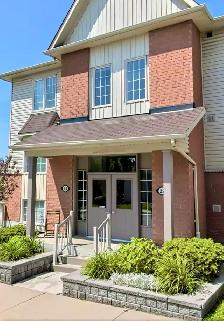 Newly renovated, spacious 2 bedroom   loft condo in Whitby