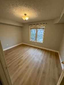 Newly renovated, spacious 2 bedroom   loft condo in Whitby - Photo 7