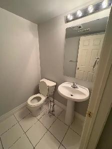 Newly renovated, spacious 2 bedroom   loft condo in Whitby - Photo 9
