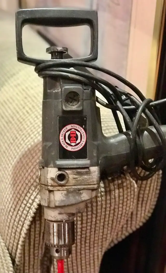 Spade-Handle Drill