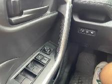 2023 Toyota Rav4 - Photo 17