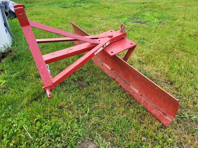 three point blade