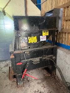 Metro AP-4830 Waste Compactor - 3HP 208V - 2020 - w/ Hydraulics - Photo 2