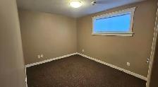 2 bedroom 1 bath basement suite - Photo 6