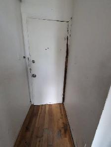 Painting only 400.00   4' 1/2 apartment - Photo 5
