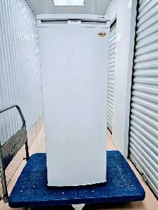 Ellipse Upright Freezer - Photo 2