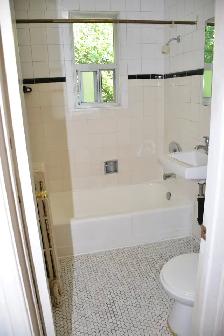 $1,700/ 1 Bdrm - Broadview & O'Connor - Photo 9
