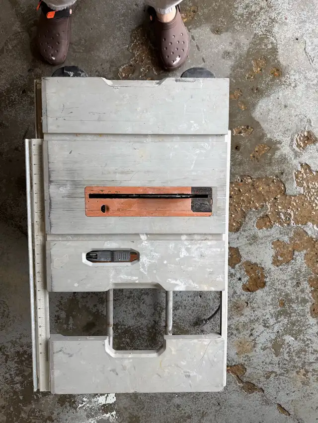Ridgid 10' Portable Jobsite Table Saw - 15 Amp