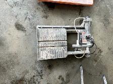 RIDGID Professional 15-Amp Wet Tile Saw Kit with Folding Stand - Photo 3