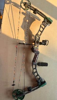 Bear "The Truth" Left Hand Compound Bow