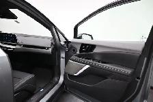 2025 Cadillac OPTIQ SPORT Panoramic Sunroof, Sport Styling, Goog - Photo 32