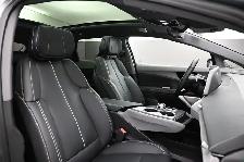 2025 Cadillac OPTIQ SPORT Panoramic Sunroof, Sport Styling, Goog - Photo 34