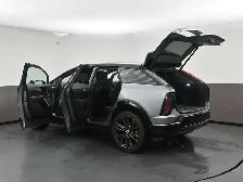2025 Cadillac OPTIQ SPORT Panoramic Sunroof, Sport Styling, Goog - Photo 63