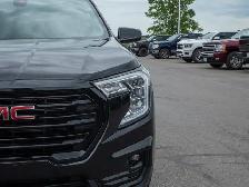 2024 GMC Terrain SLT - Photo 11