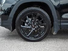 2024 GMC Terrain SLT - Photo 12