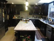 Furnished Big pvt room in Kerrisdale(25Min bus to Dwntwn/UCW/UBC - Photo 8