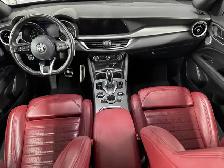Alfa Romeo Stelvio Veloce AWD 2022 à vendre - Photo 18