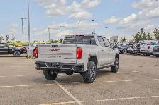 2026 GMC Sierra 1500 AT4X - Photo 9
