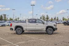 2026 GMC Sierra 1500 AT4X - Photo 10