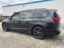 2018 Chrysler Pacifica Touring Plus - Photo 5