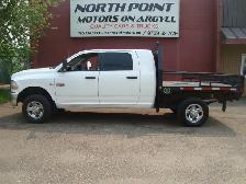 2011 Ram 3500 4X4 MEGA CAB SLT 6.7L DIESEL 7 FOOT FLATDECK - Photo 2