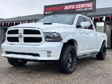 2016 Ram 1500 4WD Crew Cab Sport