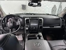 2016 Ram 1500 4WD Crew Cab Sport - Photo 10