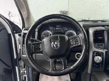2016 Ram 1500 4WD Crew Cab Sport - Photo 16