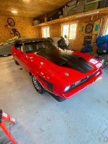 72 Mustang convertible - Photo 2