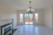 Caledon 5 2 bedrooms,lots parking,pool,ravine - Photo 4
