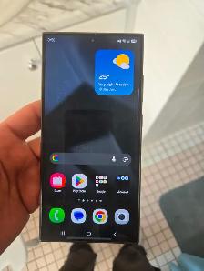 Brand new Samsung S24 Ultra cell phone