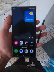 Brand new Samsung S24 Ultra cell phone - Photo 2